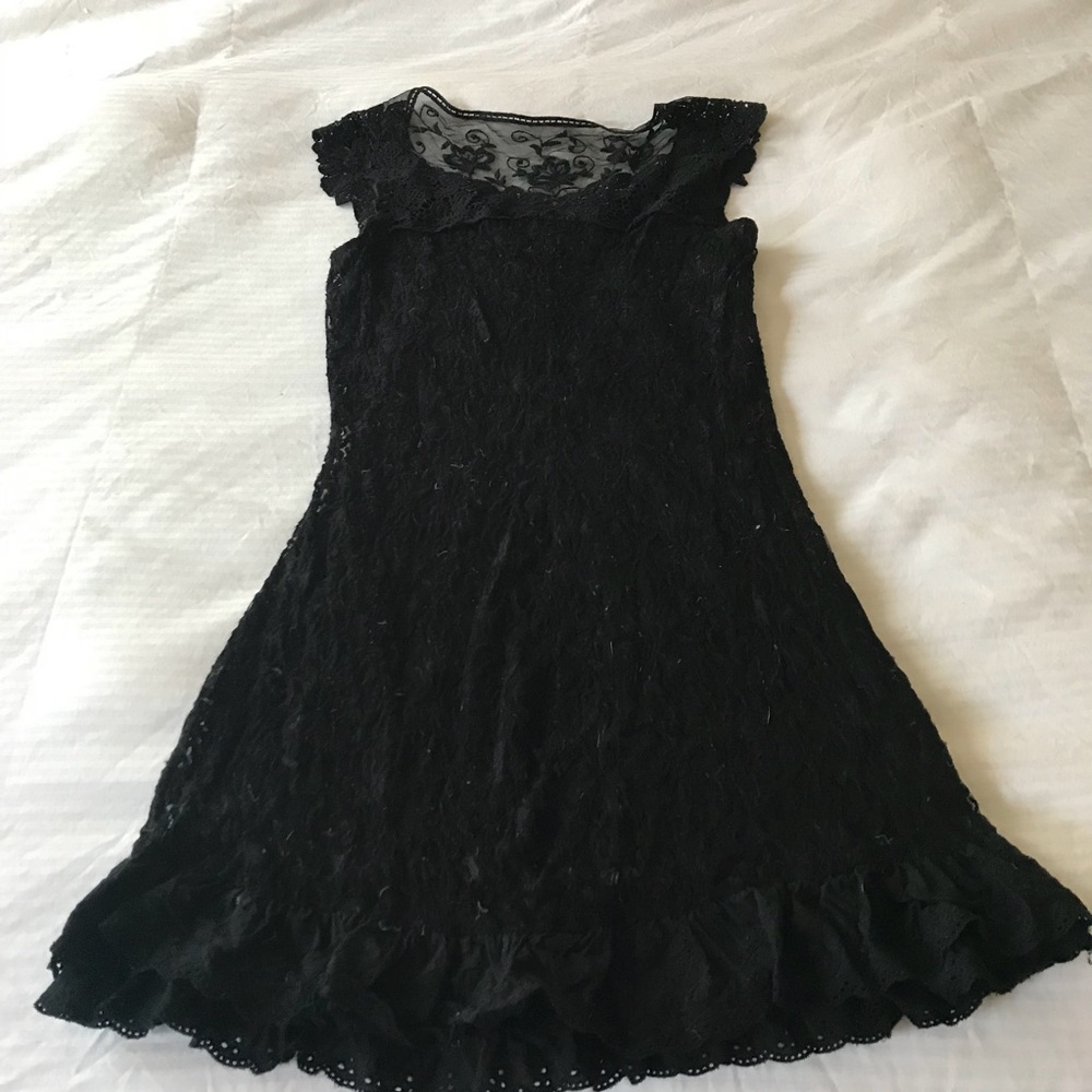 Dress - Picture 2 of 6